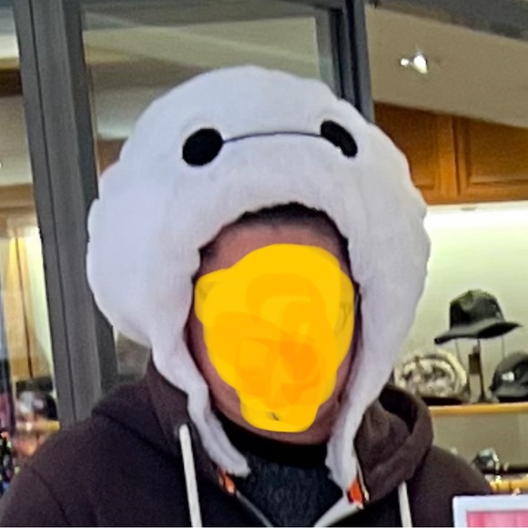 TOKYO DISNEY DISNEYLAND Baymax Plush Head Hat NWT - Picture 2 of 2